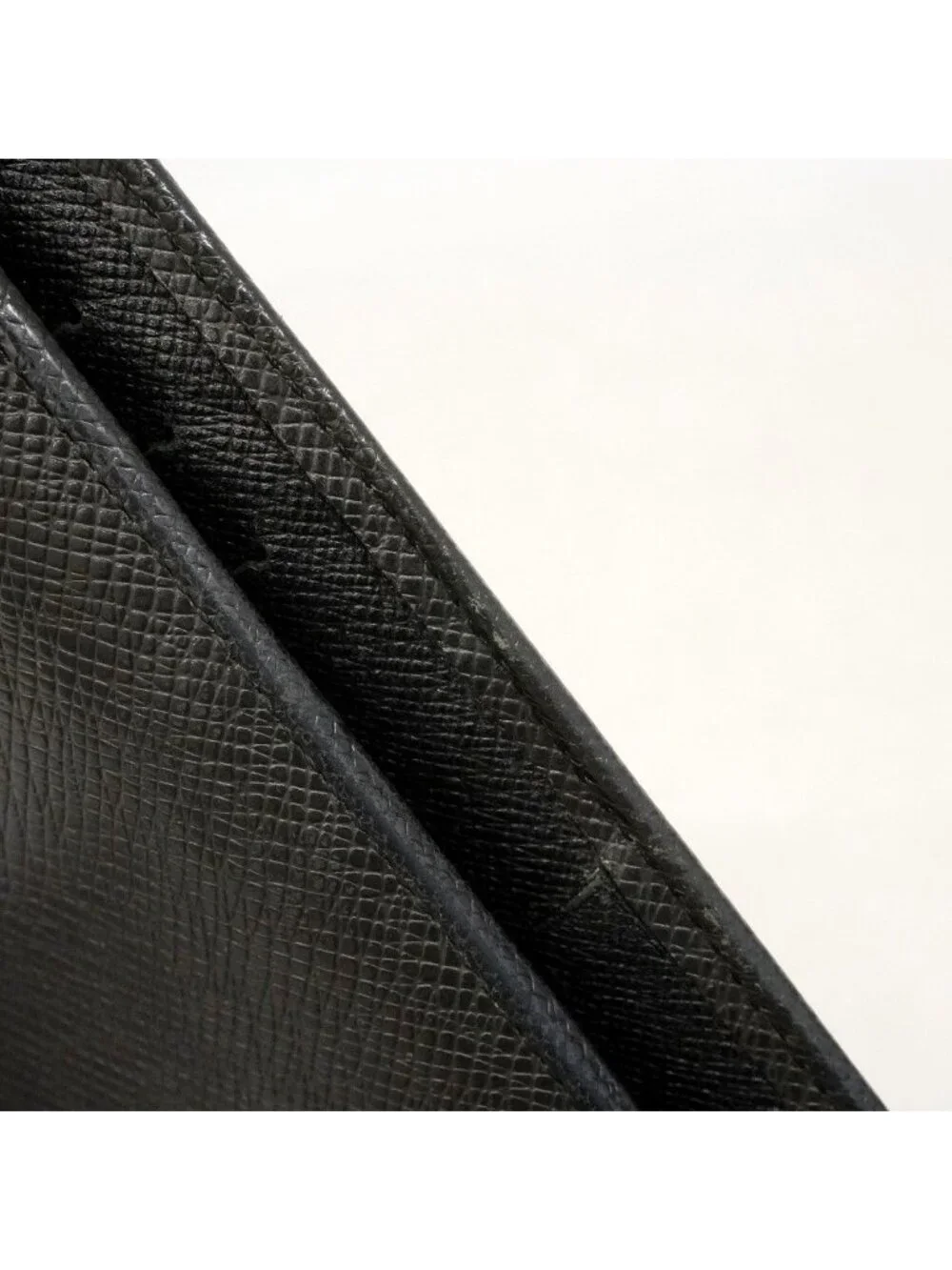 Louis Vuitton Wallet Taiga Portefeuille Brazza Ardoise